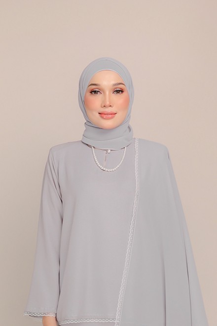 Dinda plain shawl in light grey