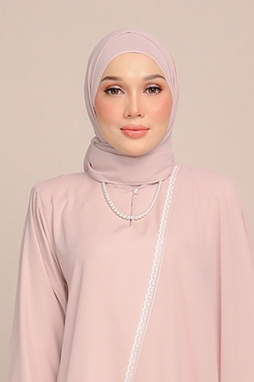 Dinda plain shawl in Powder Pink