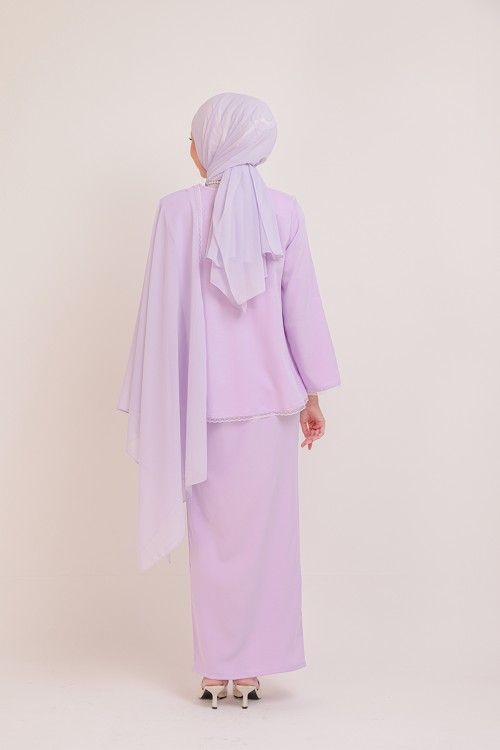 Dinda Purple With Lace Shawl