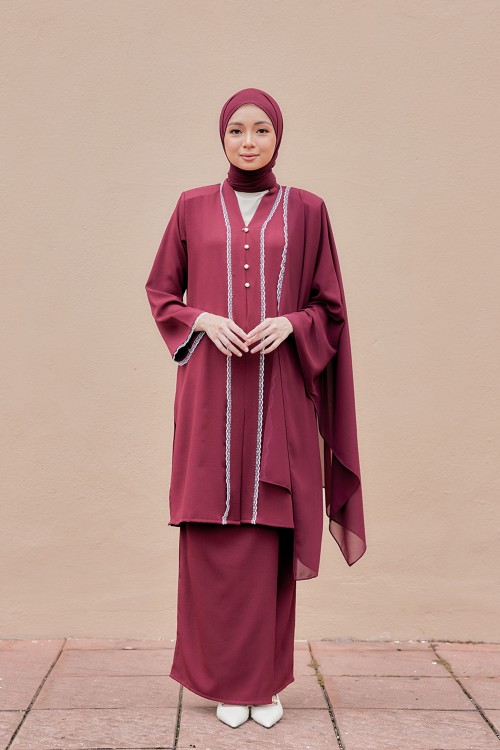 Dayang Maroon