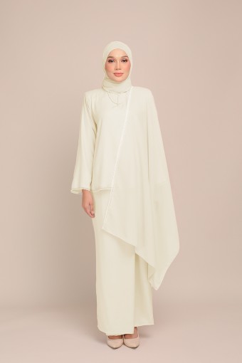 Dinda Pale Yellow With Lace Shawl