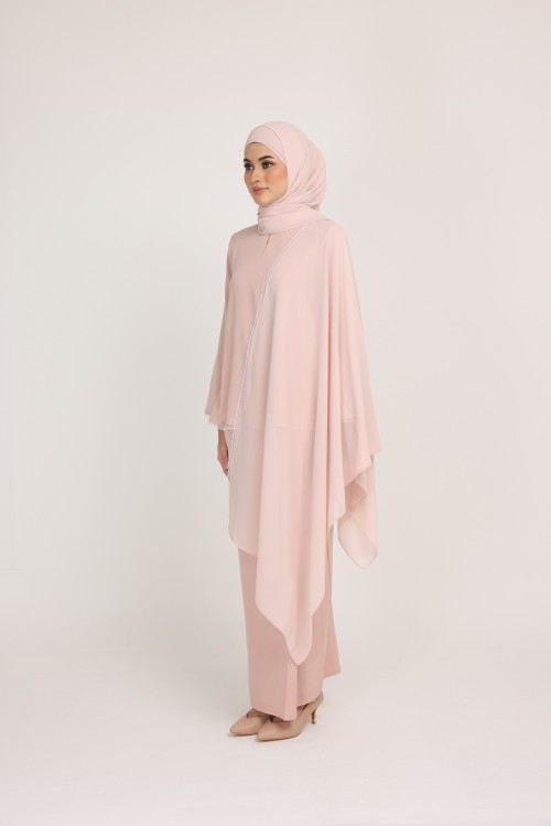 Dinda Powder Pink with Lace Shawl