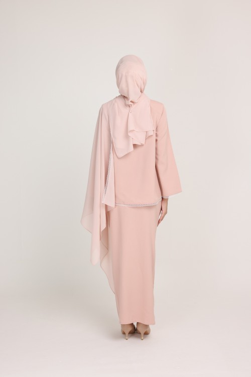 Dinda Powder Pink with Lace Shawl