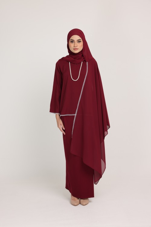 Dinda Maroon with Lace Shawl